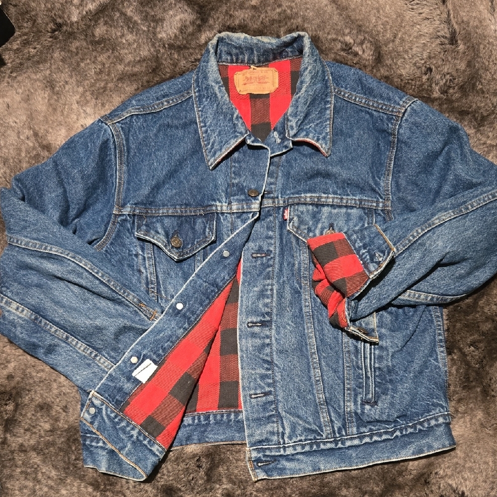 Levi's Classic Blue Denim Jacket with Red Check Lining